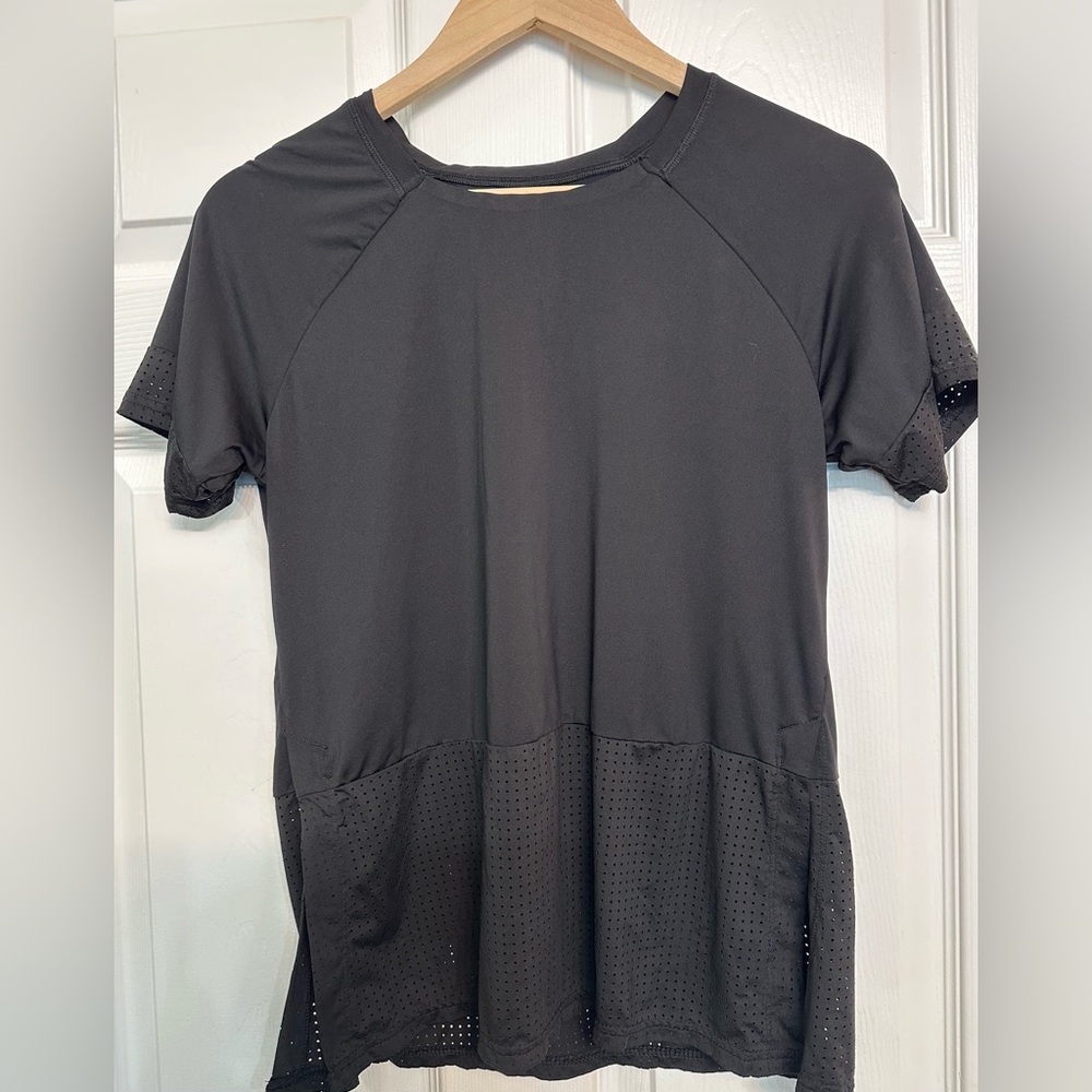Black Short Sleeve Athletic Top
